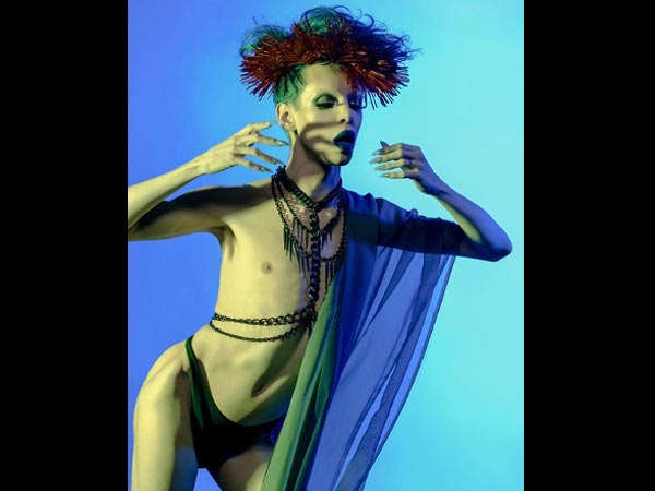 தீண்டத்தகாத...