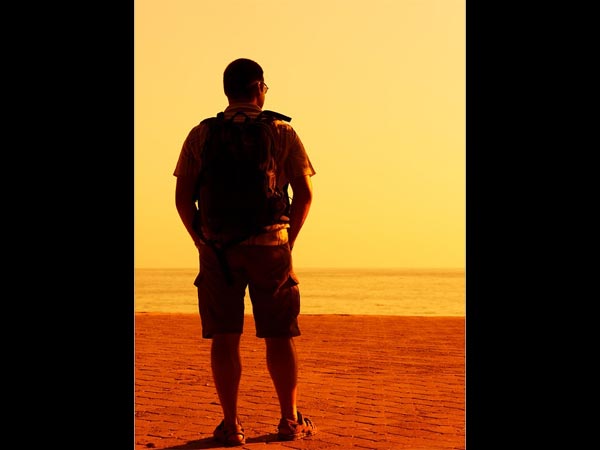 கண்மூடித்தனமாக சென்றேன் அவள் பின்னே: