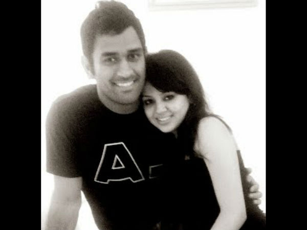 கருப்பு வெள்ளை தான் கலர்புல்!