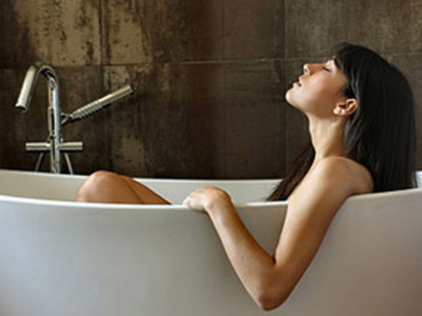 உப்பு குளியல் : 