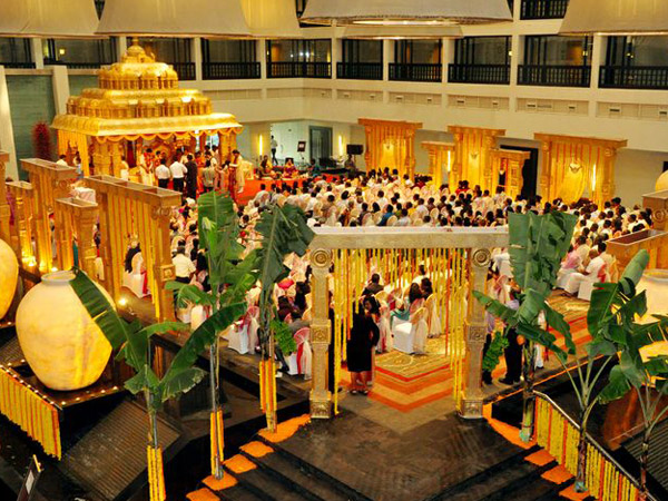 திருமணம் என்னும் திருவிழா : 