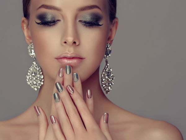 ஓவல் வடிவிலான முகம் : 