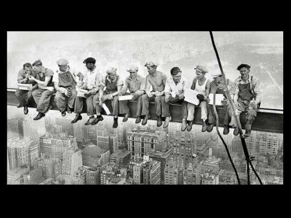 பணியாட்கள்...