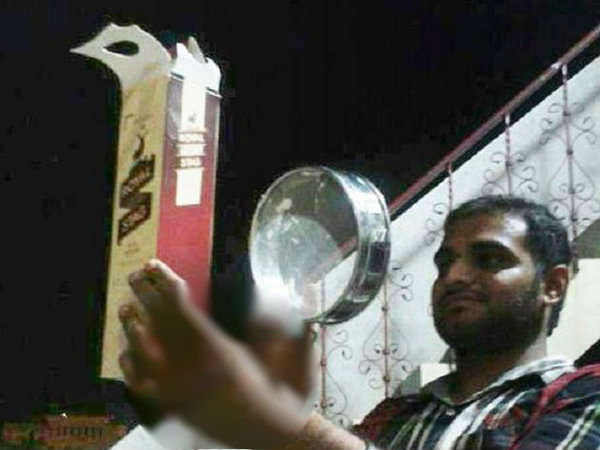 புள்ள குட்டியோட வாழ சொன்னா...