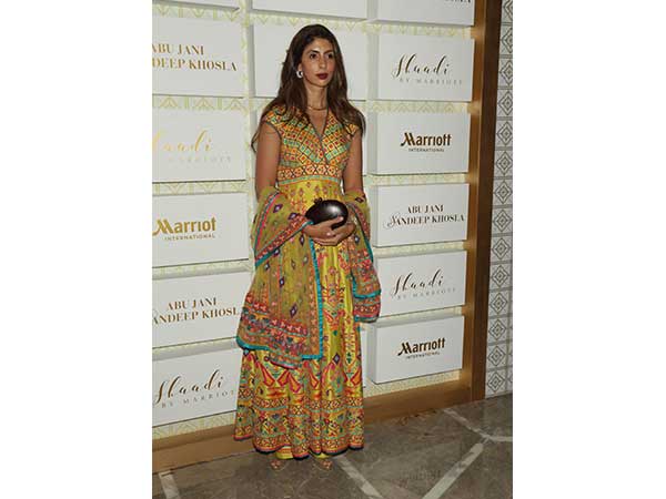 ஸ்வேதா நந்தா: 