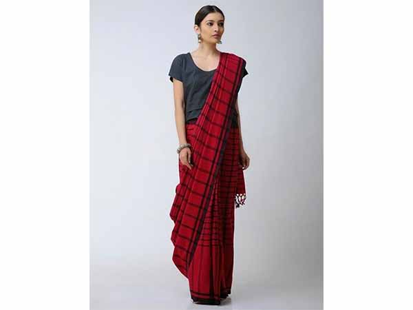  பசப்பள்ளி சேலை : 