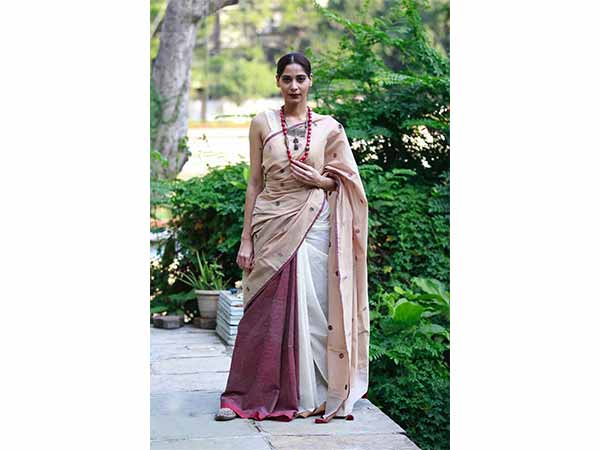 காதி சேலை: 