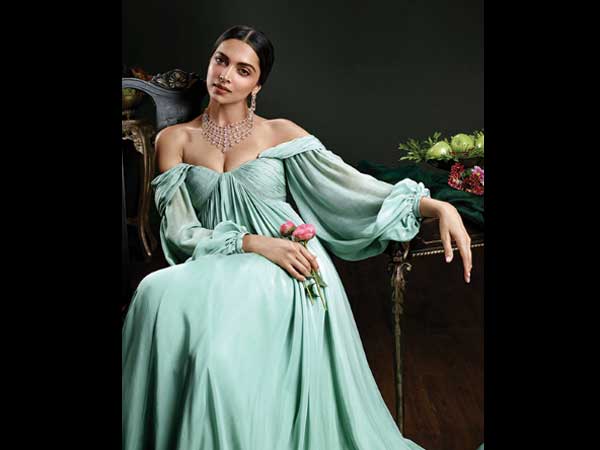 Deepika Padukone's Latest Royal Shoot For Tanishq Is Mind-blowing 