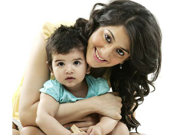 திருமணத் தயாரிப்பு :