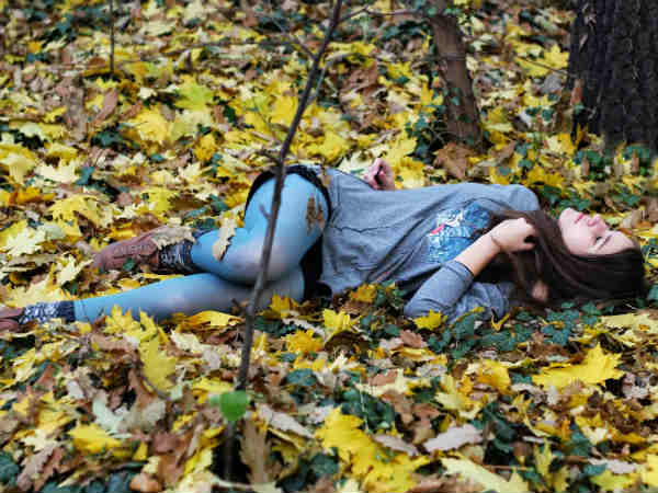 இரவுகளில் அரச மரத்தடியில் படுக்க கூடாது : இரவுகளில் அரச மரத்தடியில் படுக்க கூடாது :