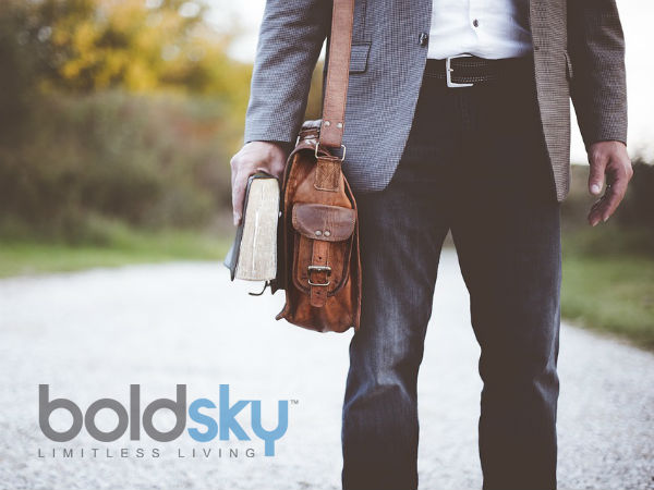 ஒருபக்கமாக... ஒருபக்கமாக...