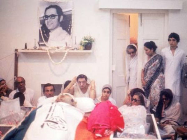 அரசியல் பிரவேசம் : 