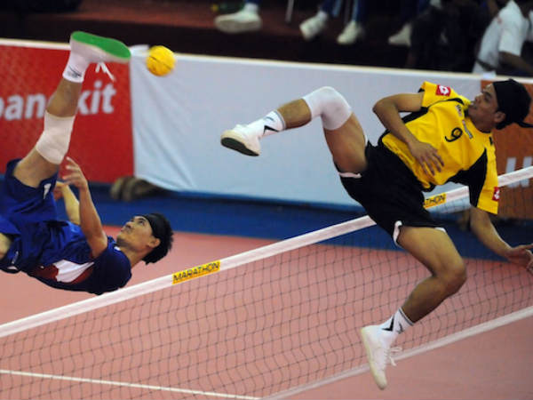 சீபக் டக்ரா : 