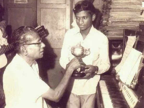 தன் ராஜ் : 