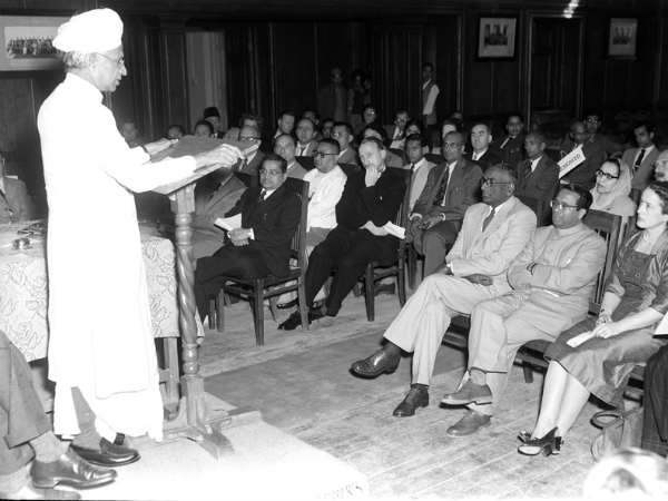 ஊருக்குப் பெருமை : ஊருக்குப் பெருமை :