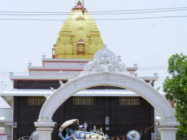 மூன்று தெய்வங்கள் ஒரே சன்னதியில்! : 