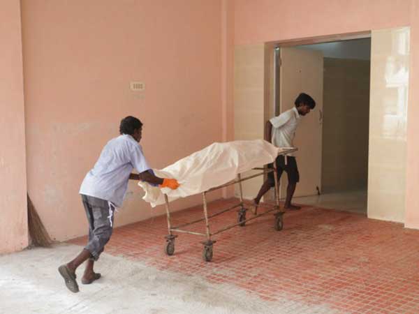 செல்லும் வழியில்...