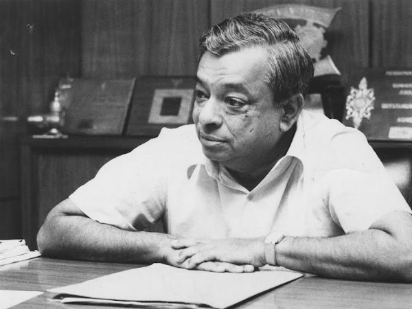 அதிகாரிகளை ஏமாற்றிய குரியன் : 