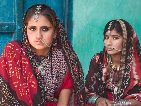 விசித்திர கிராமம் : 