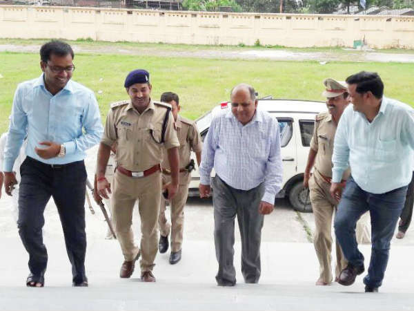 விசாரணை கமிஷன் : 