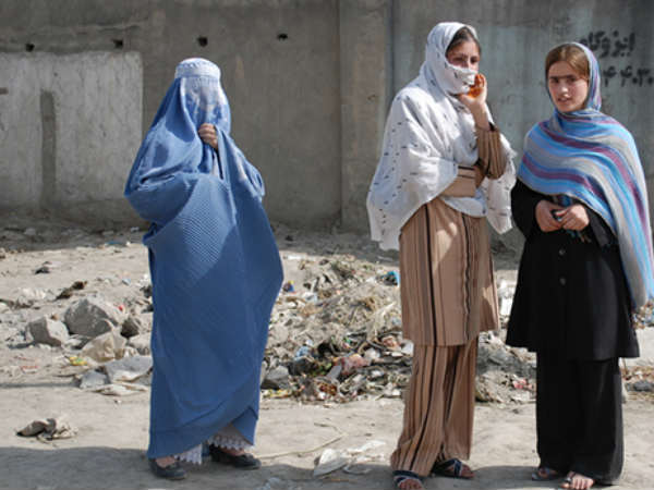 ஆஃப்கானிஸ்தான் :