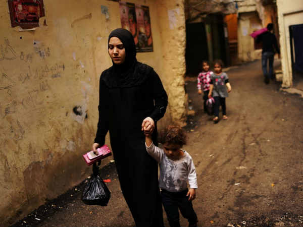 சிரியா : 