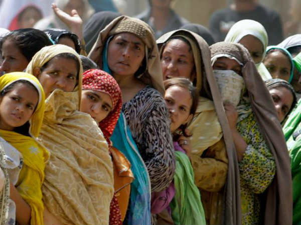 பாகிஸ்தான் : 