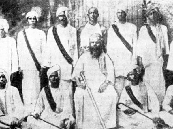 துறவியாக மாற்றம் : 