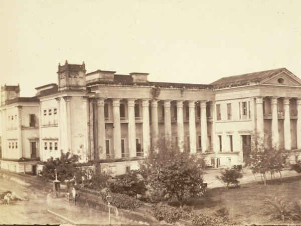 மருத்துவப் படிப்பு : 