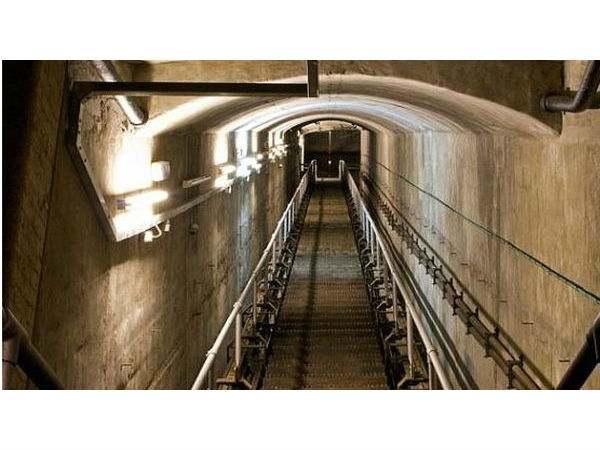 6. தி 1960's பார். 6. தி 1960's பார்.