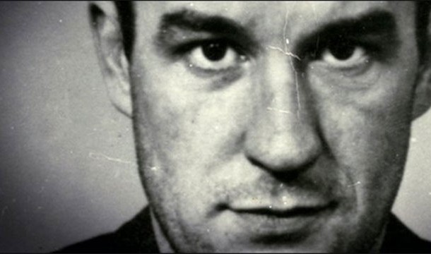 #18 பீட்டர் மானுவல் #18 பீட்டர் மானுவல்