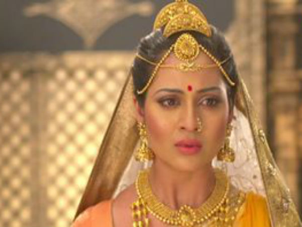 மண்டோதரி : 