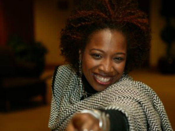 லிசாவே உரையாற்றுகிறார்..... 