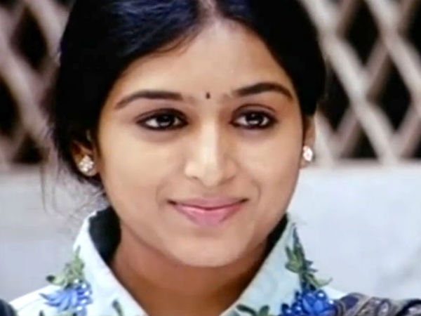 தப்பித்துவிட வேண்டும்...