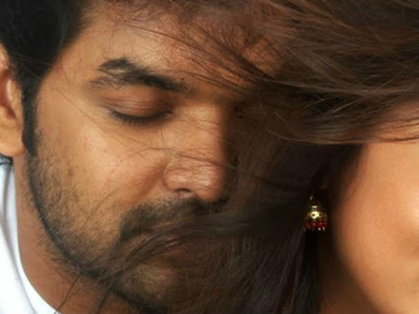 உறவில்...