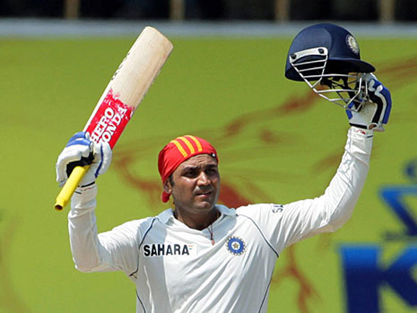 #10 ஷேவாக் - 300