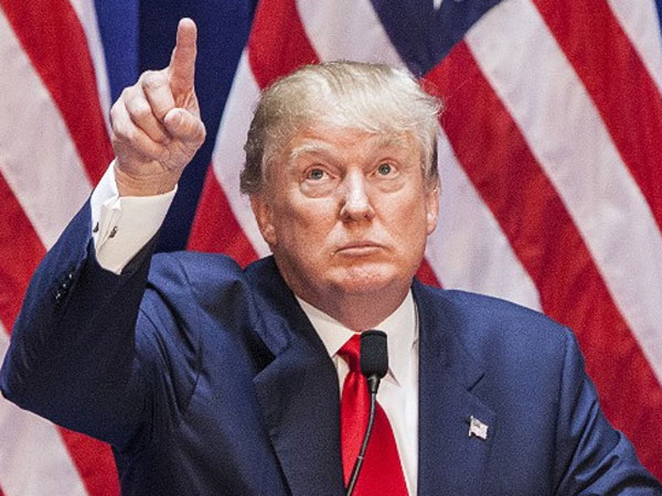 டொனால்ட் டிரம்ப்