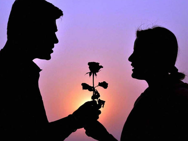 காதல் பறவைகளாக...