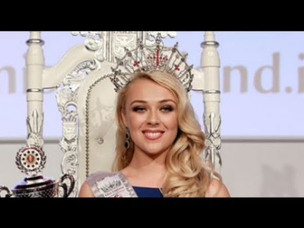 ஸ்டீஃபைன் ஹில் : 