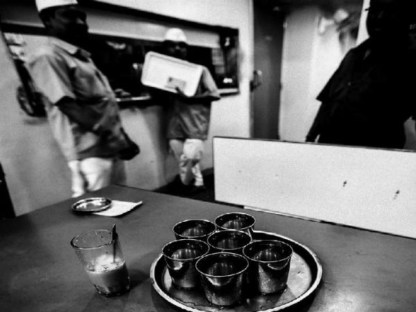 டயானா வாழ்வில்...