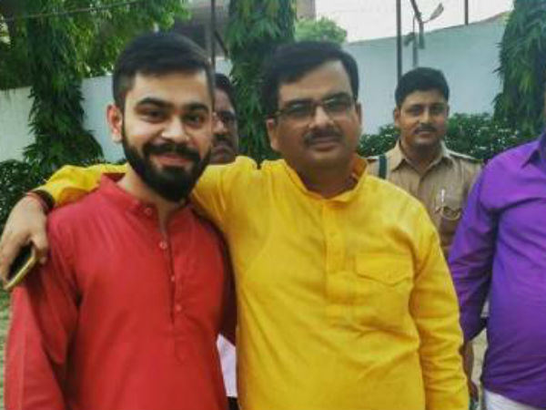 இப்படியும் வரலாற்றில் இடம் பிடிக்கலாம்...