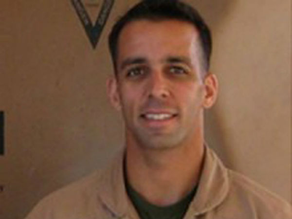 யார் இவர்? 