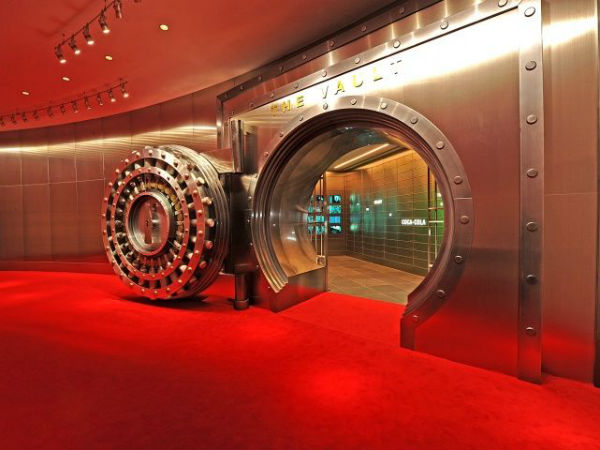 கோகோ கோலா வால்ட்!