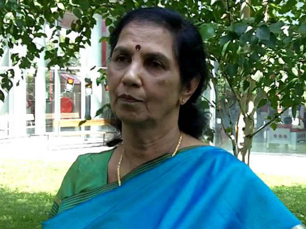 வேலூரில் : வேலூரில் :