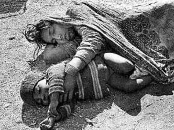 முன்னேறிக்கொண்டிருந்த ரயில் : முன்னேறிக்கொண்டிருந்த ரயில் :