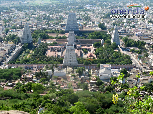 எங்கும் பரவிய ஸ்ரீ சேஷாத்ரி சுவாமிகளின் புகழ் :