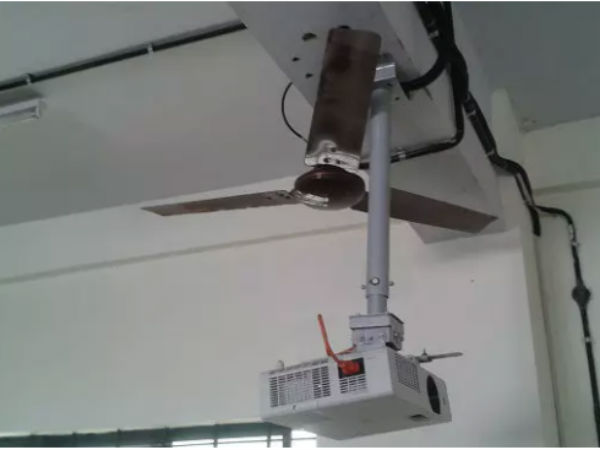 காலேஜ் பரிதாபங்கள்!