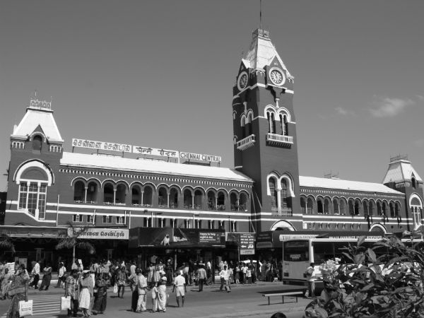 சென்னையில்...