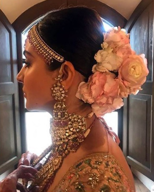 நகைகள் : 