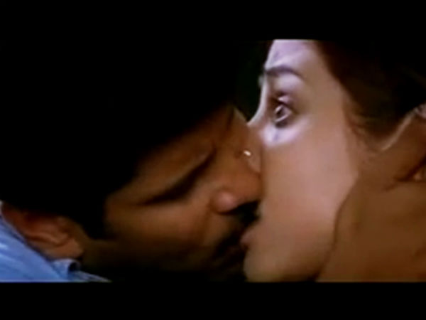 லிப் லாக்